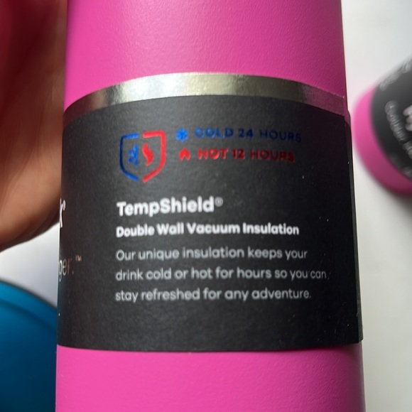 NWT Hydro Flask 24oz Standard Mouth in Carnation - Picture 5 of 6